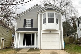 6608 E Windsor Ln in Norcross, GA - Building Photo