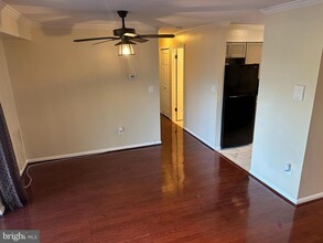 6800 Rapid Water Way in Glen Burnie, MD - Building Photo - Building Photo
