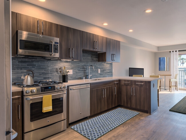 Avalon Santa Monica on Main in Santa Monica, CA - Building Photo - Interior Photo