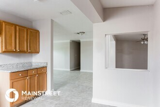 1433 Hillcrest Dr in Lake Worth Beach, FL - Building Photo - Building Photo