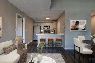 Deer Valley Apartments in Lake Bluff, IL - Building Photo - Building Photo