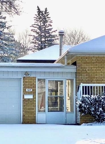 524-524 Rouge Hills Dr in Toronto, ON - Building Photo - Building Photo