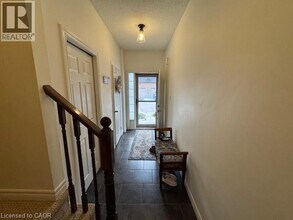 9 Hampton Brook Wy in Hamilton, ON - Building Photo - Building Photo