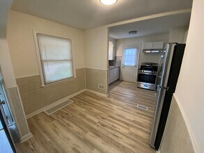 10128 Winkler Dr in St. Louis, MO - Building Photo - Building Photo