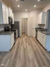 10494 Sweetwater Creek Dr in Cleveland, TX - Foto de edificio - Building Photo