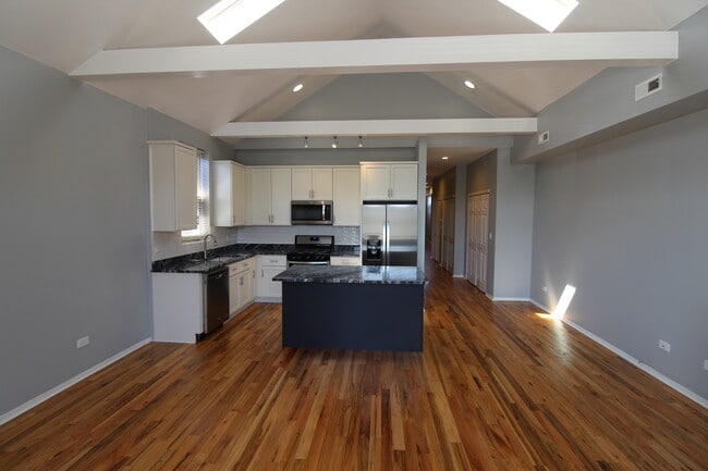 2054 W Division St in Chicago, IL - Building Photo - Building Photo