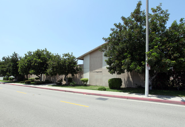 Garvey Apartments in West Covina, CA - Building Photo - Building Photo