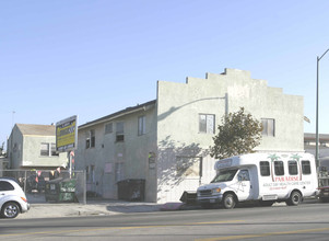 4415 Santa Monica Blvd in Los Angeles, CA - Building Photo - Building Photo