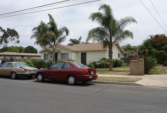 1147-1149 Grove Ave in Imperial Beach, CA - Building Photo - Building Photo