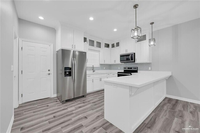 9 San Vicente in Weslaco, TX - Building Photo - Building Photo