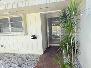 8208 SW 81st Pl in Miami, FL - Building Photo - Building Photo