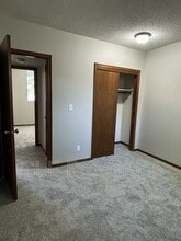 46 Bradford St in Seward, NE - Building Photo - Building Photo