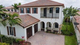 3492 NW 82nd Dr in Pembroke Pines, FL - Building Photo