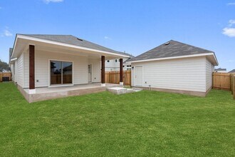 132 Condesa St in Kyle, TX - Building Photo - Building Photo