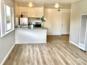 4666 San Pablo Dam Rd, Unit 11 in El Sobrante, CA - Building Photo - Building Photo