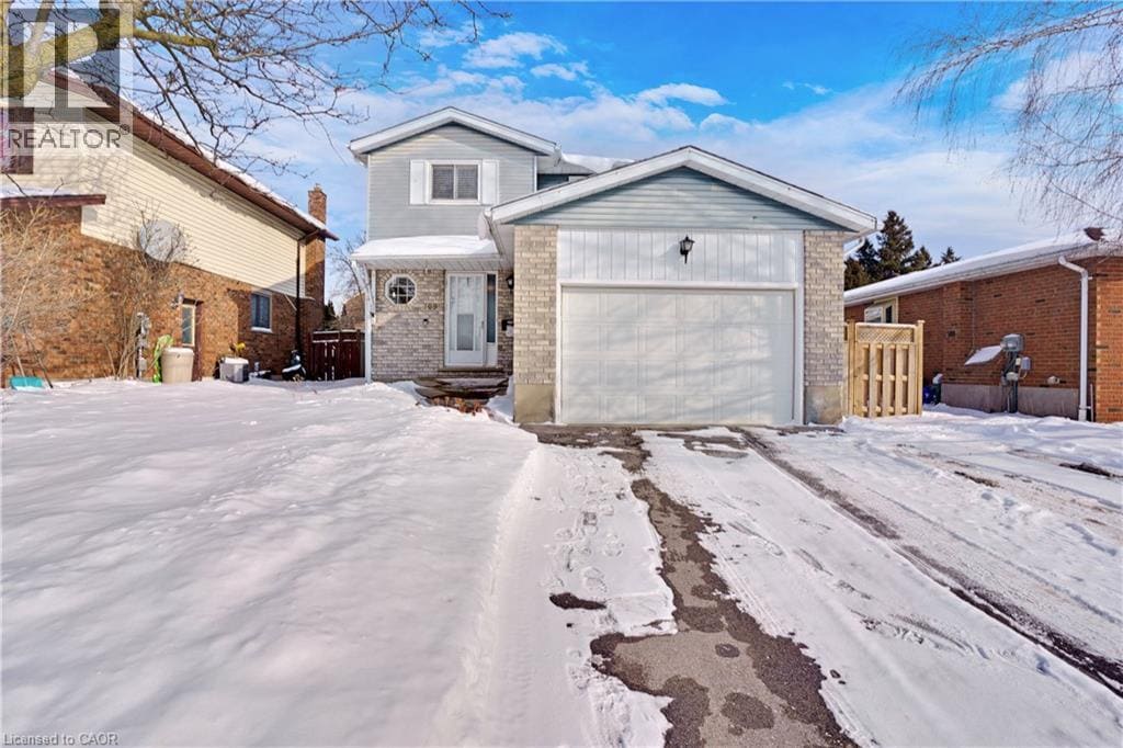 109 Holm St in Cambridge, ON - Building Photo