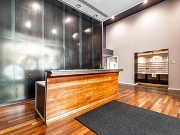 1 Earhart St in Cambridge, MA - Building Photo - Building Photo