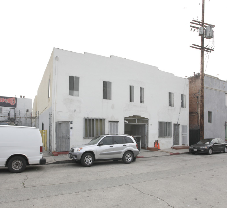 1110 Lillian Way in Los Angeles, CA - Building Photo