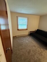 9 Applewood Ln in Amherst, MA - Building Photo - Building Photo