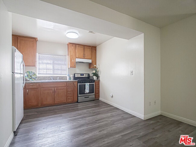 356 S St Andrews Pl in Los Angeles, CA - Building Photo - Building Photo