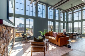 The Raven in Charlotte, NC - Foto de edificio - Interior Photo