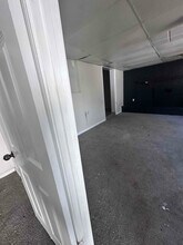219 Blossom Rd in Louisville, KY - Building Photo - Building Photo