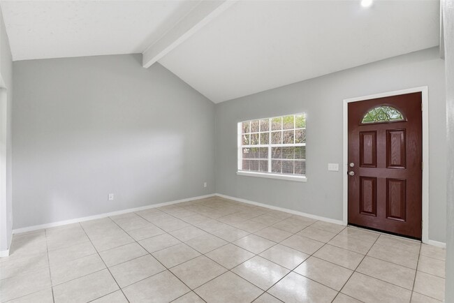 property at 4702 N Cashel Cir