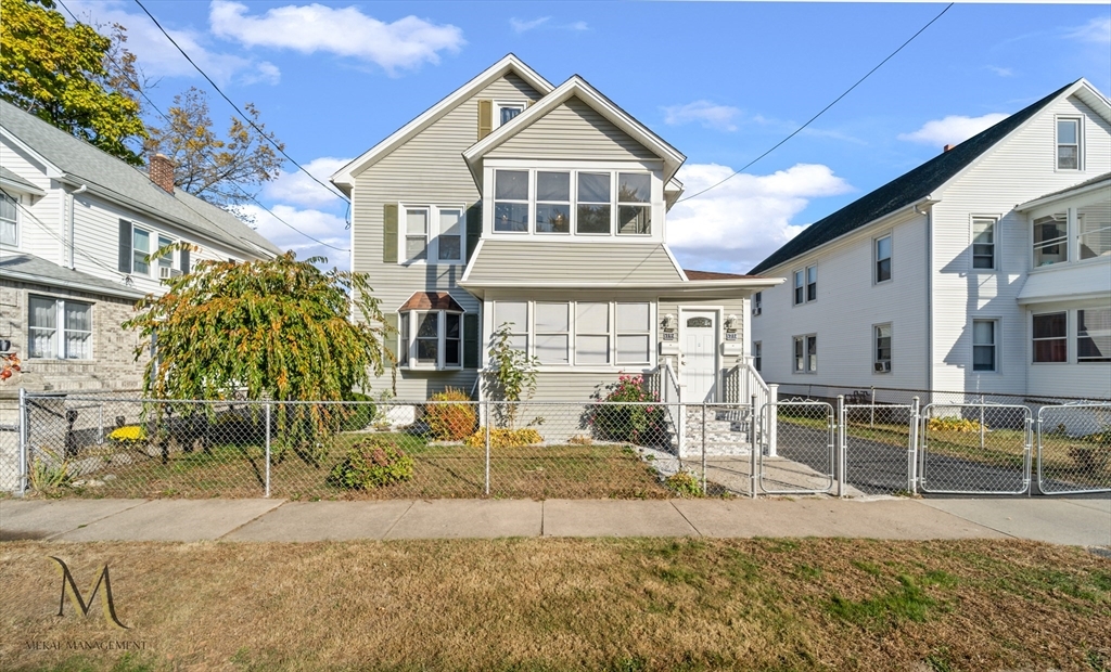 19-21 Daniel St-Unit -1 in Springfield, MA - Building Photo
