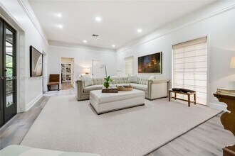 721 San Bruno Ave in Coral Gables, FL - Building Photo - Building Photo