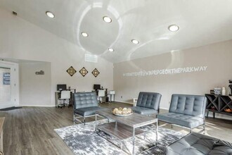 14350 Dallas Pkwy in Dallas, TX - Building Photo - Building Photo