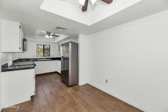 5726 N 10th St in Phoenix, AZ - Building Photo - Building Photo