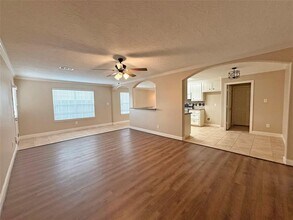 18421 Sunrise Oaks Ct in Montgomery, TX - Building Photo - Building Photo