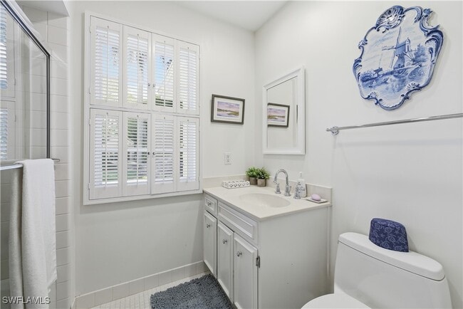 property at 2700 Lantern Ln