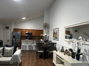 1232 Pitusa Ct in West Palm Beach, FL - Building Photo - Building Photo