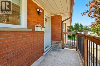 929 Upper Ottawa St in Hamilton, ON - Building Photo - Building Photo