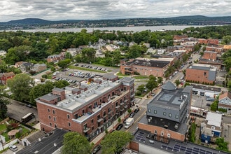 249 Main St in Beacon, NY - Building Photo - Building Photo