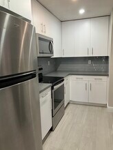8040 NW 15th Mnr, Unit 8040 in Plantation, FL - Building Photo - Building Photo