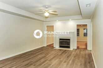 100 Silver Oak Ln NW in Huntsville, AL - Building Photo - Building Photo