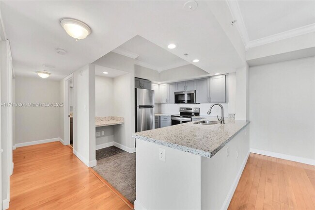 property at 100 N Federal Hwy