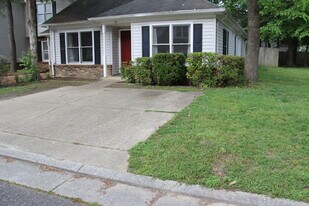 139 Barn Swallow Rdg in Yorktown, VA - Building Photo