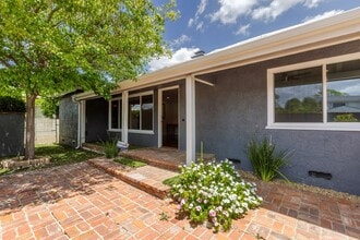 6268 Lindley Ave in Los Angeles, CA - Building Photo - Building Photo