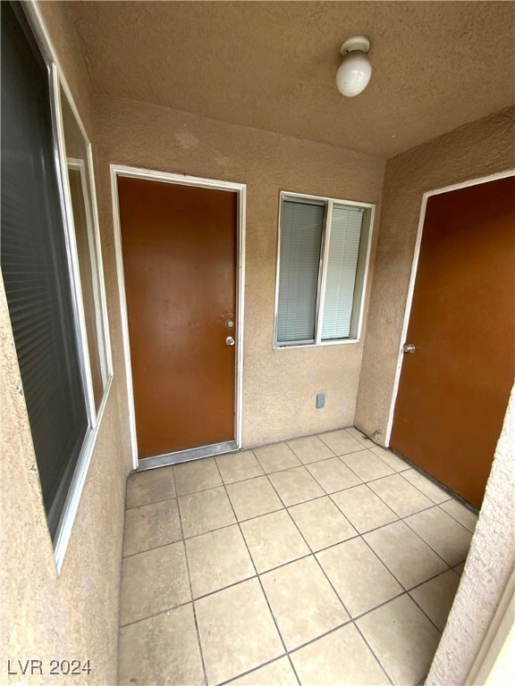 3873 Soda Springs Dr in Las Vegas, NV - Building Photo - Building Photo