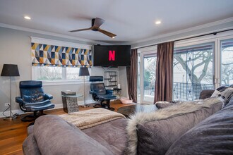 10 N Pistakee Lake Rd in Fox Lake, IL - Building Photo - Building Photo