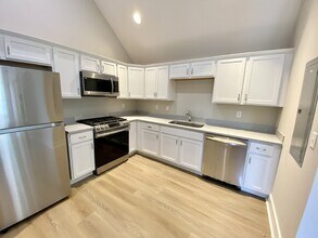10 Marianna Wy in Bluffton, SC - Building Photo - Building Photo