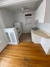 4021 W Melrose St, Unit S3 in Chicago, IL - Building Photo - Building Photo