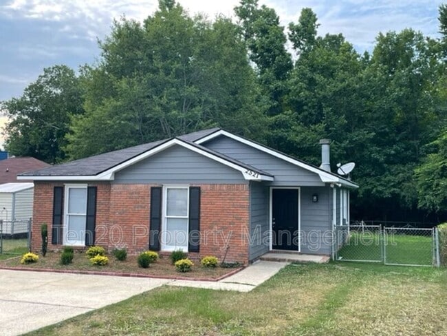 property at 2521 Lacey Oak Ct