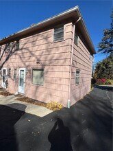 16 Summit St in Fairport, NY - Building Photo - Building Photo