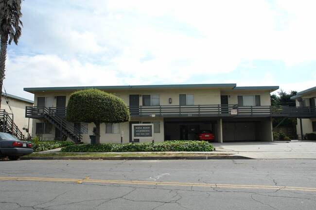 Maple Manor Apartments in Salinas, CA - Foto de edificio - Building Photo