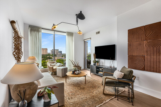 property at 2795 Peachtree Rd