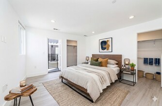 5016 Pickford St in Los Angeles, CA - Building Photo - Building Photo